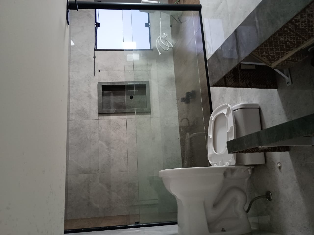 Banheiro em porcelanato